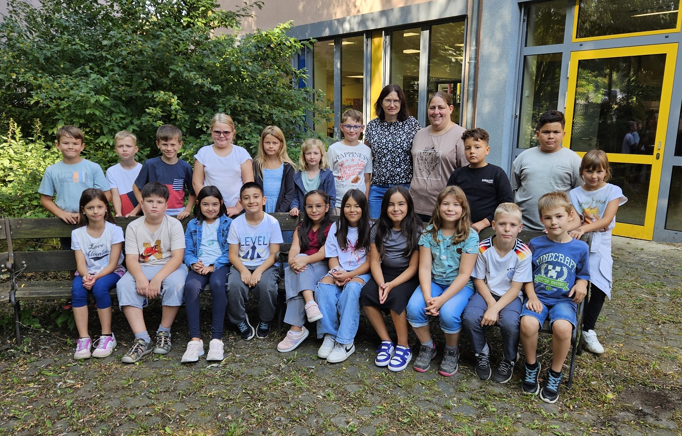 Die Klasse 3c mit Frau Debus