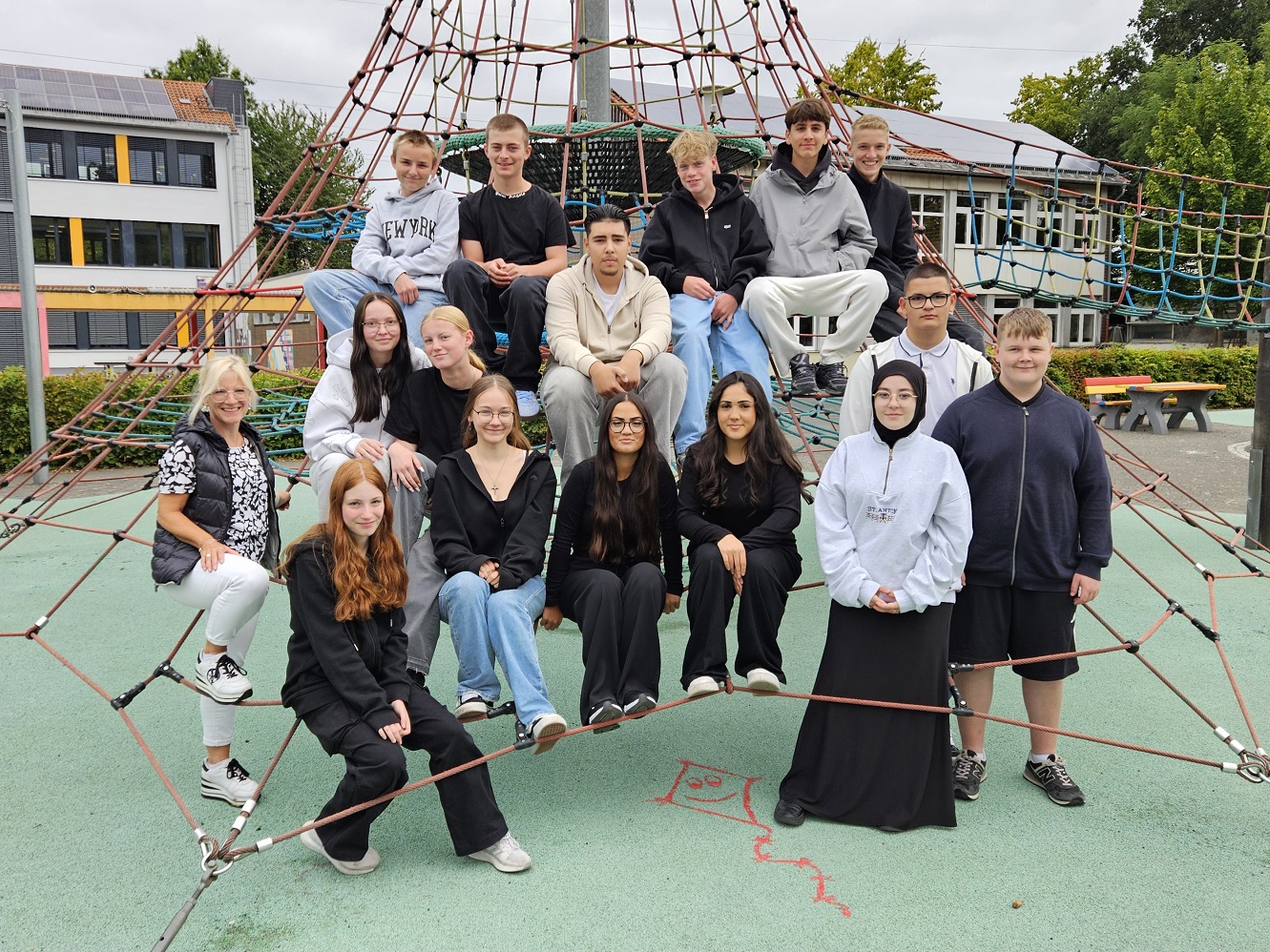Die Klasse H9b mit Frau Klein